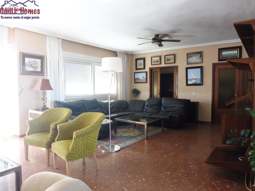 Appartement de luxe à vendre à Cadiz, 745 000 €, Photo 1