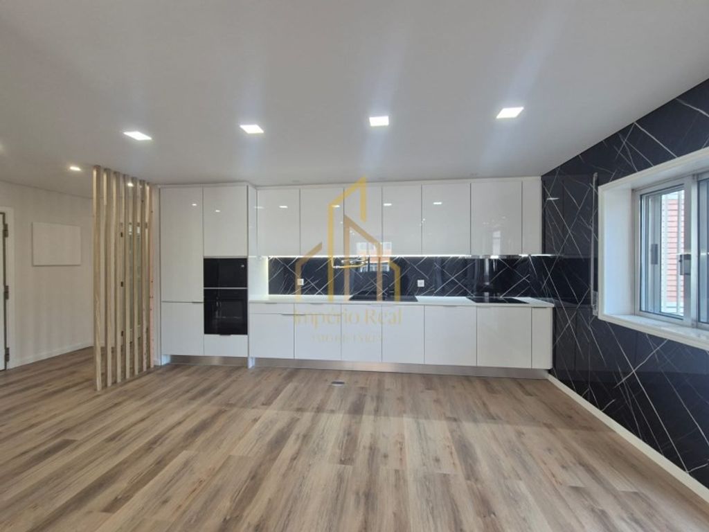 Luxury Apartment for sale in Póvoa de Varzim, 450 000 €, Photo 1