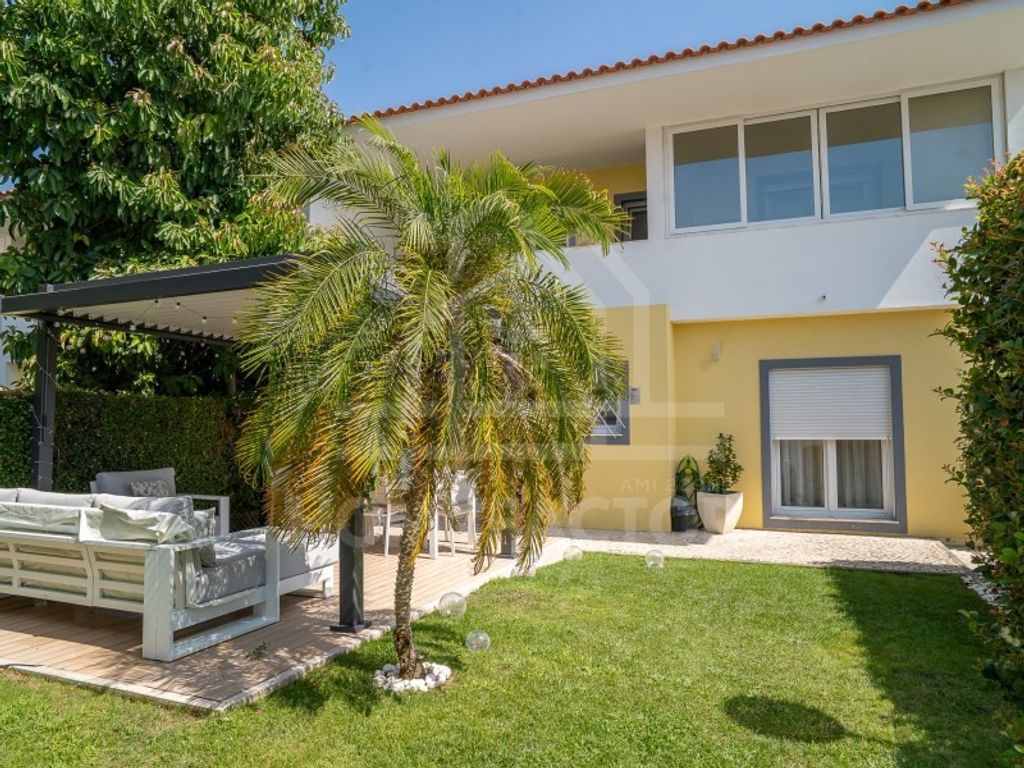 Luxury House for sale in Setúbal, 599 000 €, Photo 1