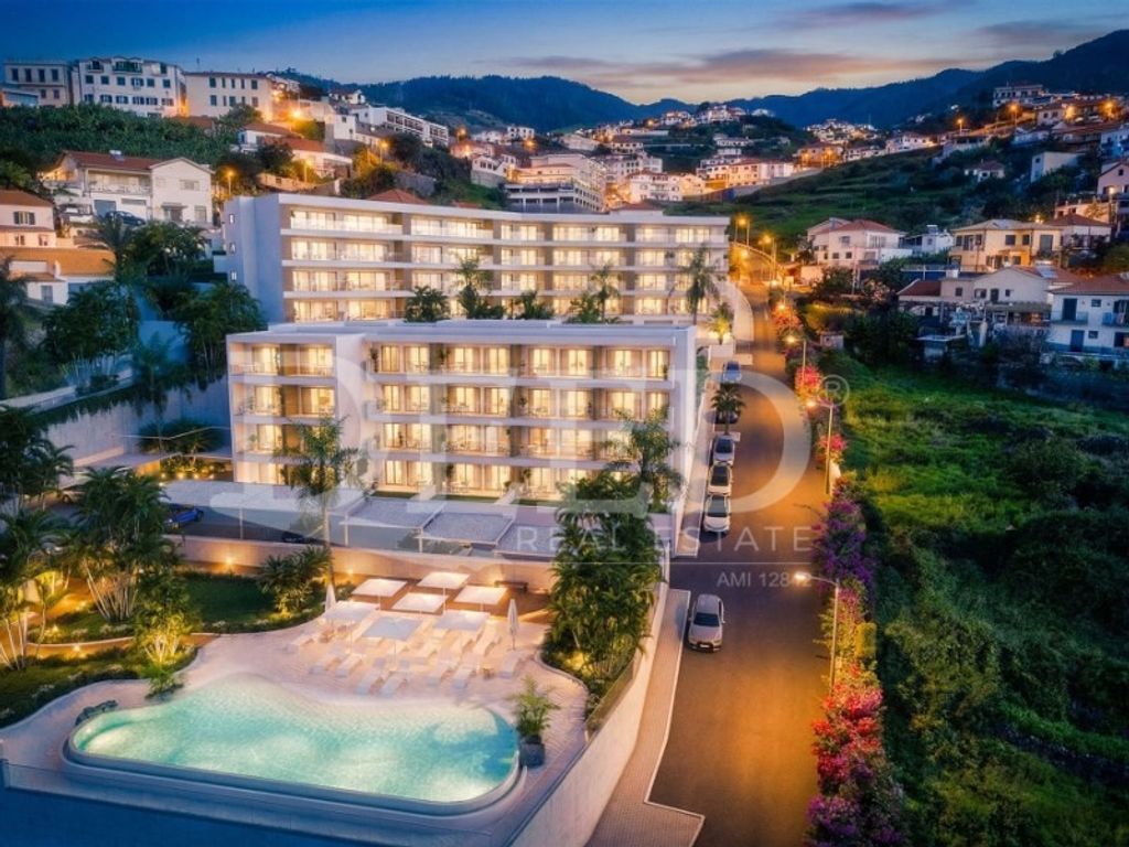 Luxury Apartment for sale in Calheta, 960 000 €, Photo 1