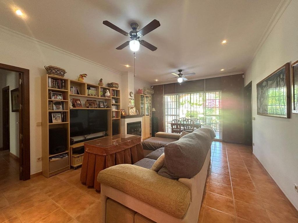 Maison de luxe à vendre à Alcalá de Guadaira, 420 000 €, Photo 6