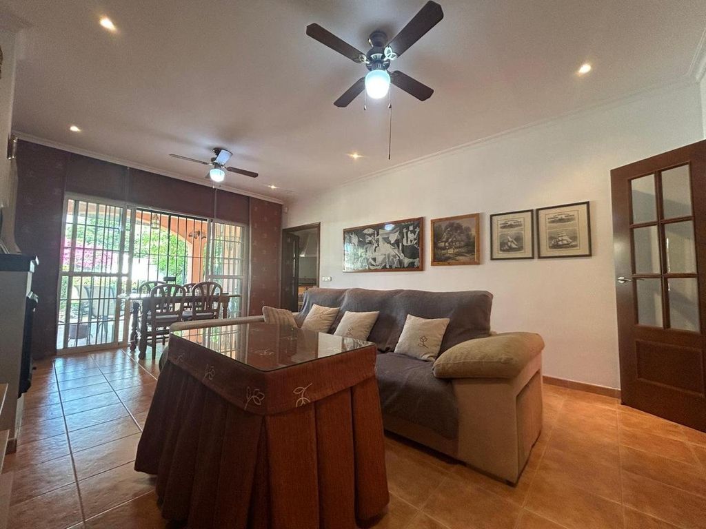 Maison de luxe à vendre à Alcalá de Guadaira, 420 000 €, Photo 7