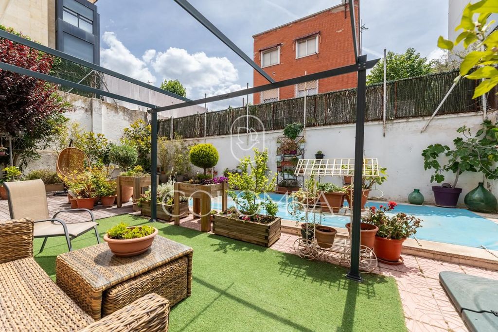 Luxury House for sale in Madrid, 2 100 000 €, Photo 2