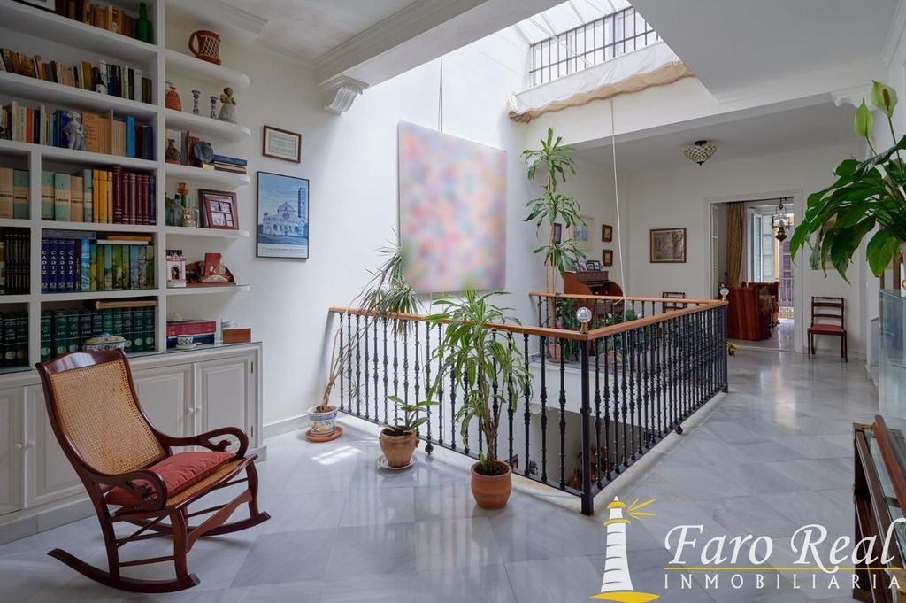 Maison de luxe à vendre à Sanlúcar de Barrameda, 695 000 €, Photo 3