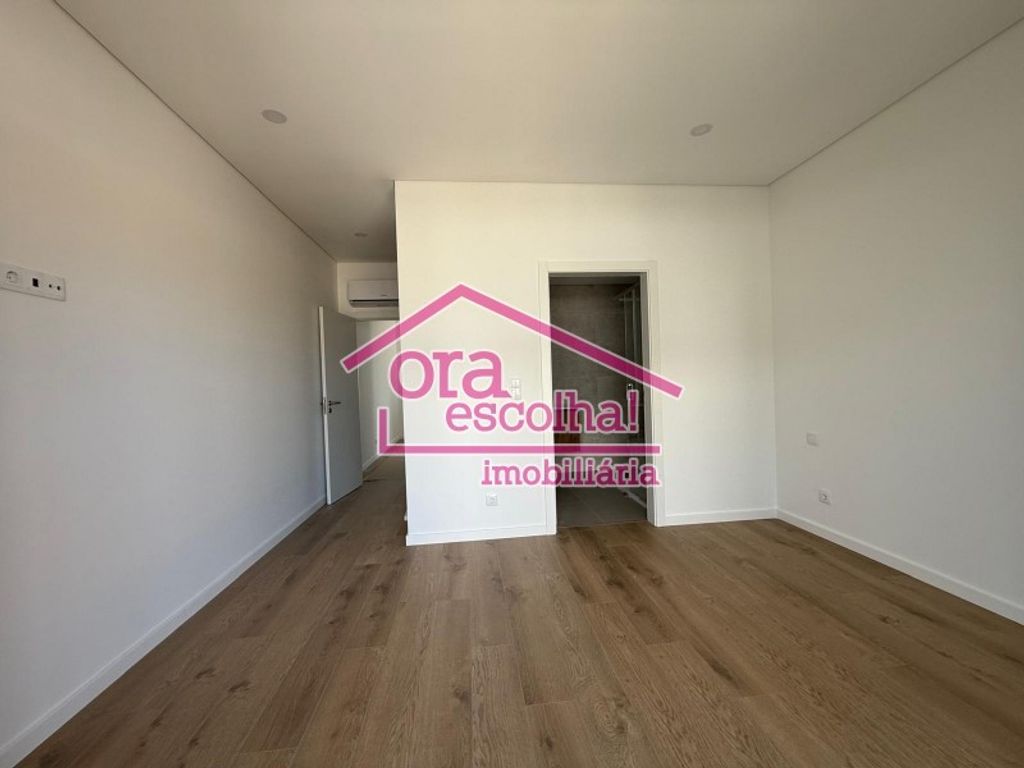 Luxury House for sale in Seixal, 425 000 €, Photo 4