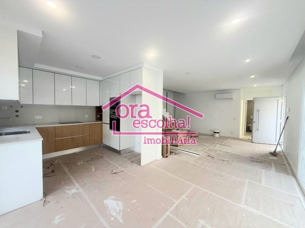 Luxury House for sale in Seixal, 425 000 €, Photo 4