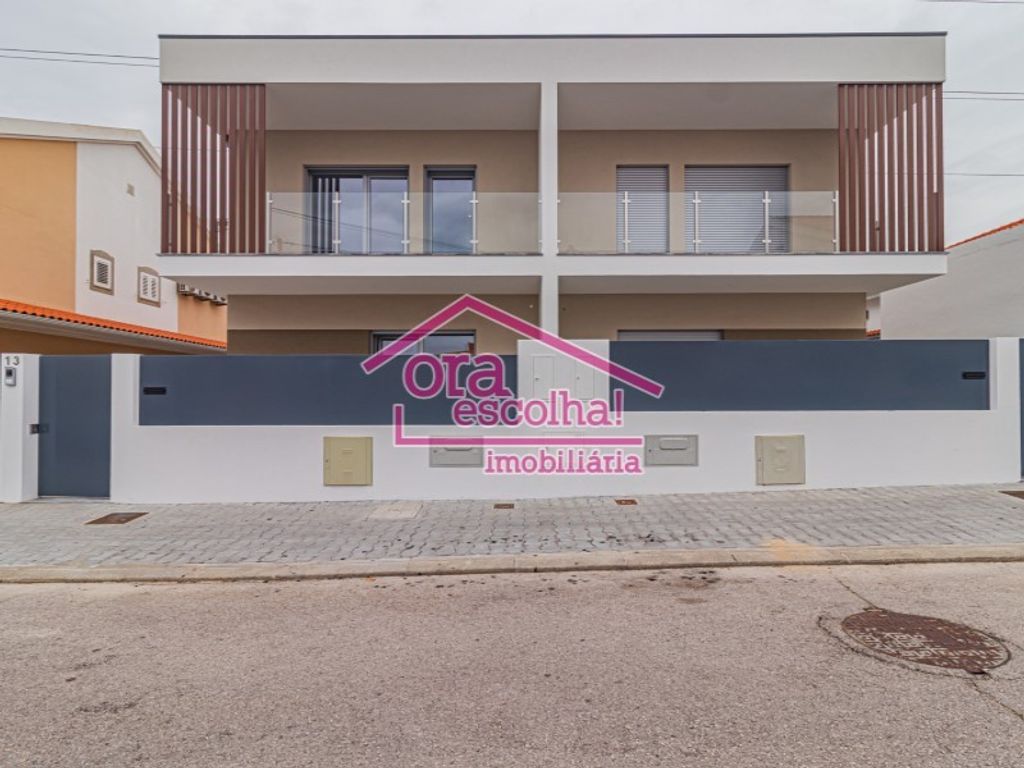 Luxury House for sale in Seixal, 425 000 €, Photo 4