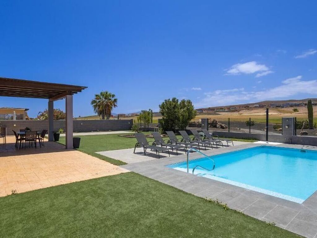 Maison de luxe à vendre à Antigua, 850 000 €, Photo 4