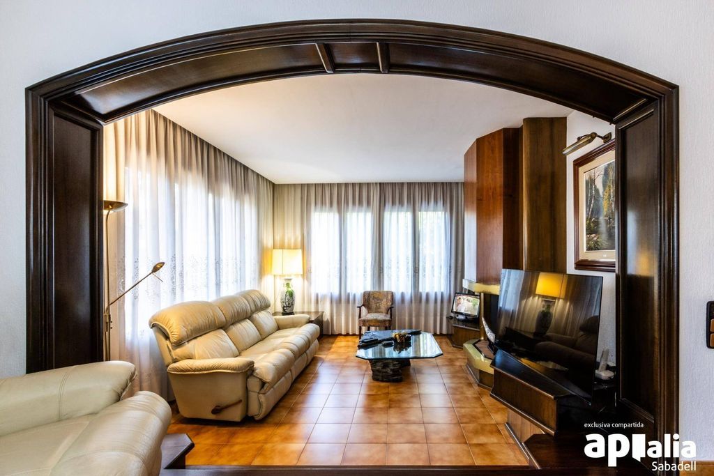 Luxury House for sale in Castellar Del Vallès, 690 000 €, Photo 4