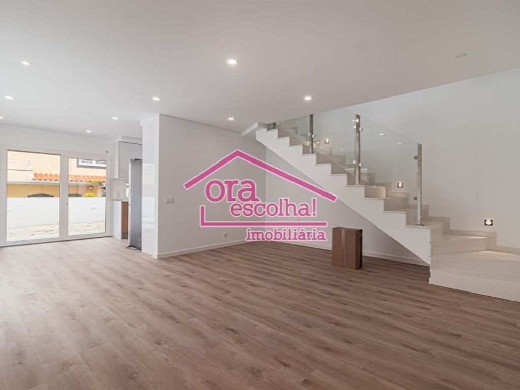 Luxury House for sale in Seixal, 425 000 €, Photo 6
