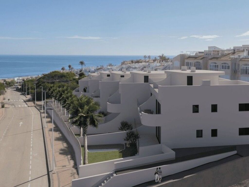 Maison de luxe à vendre à Torrevieja, 620 000 €, Photo 2
