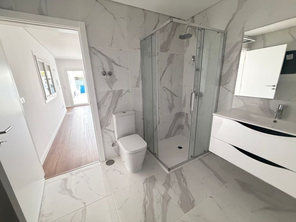 Maison de luxe à vendre à Seixal, 640 000 €, Photo 2