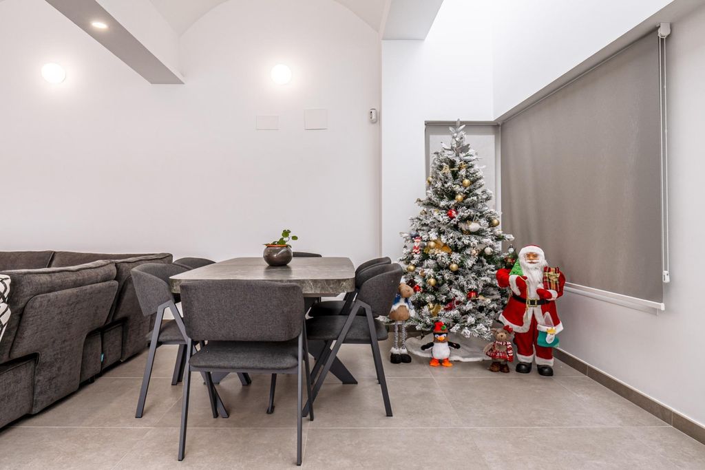Maison de luxe à vendre à Otura, 749 000 €, Photo 4