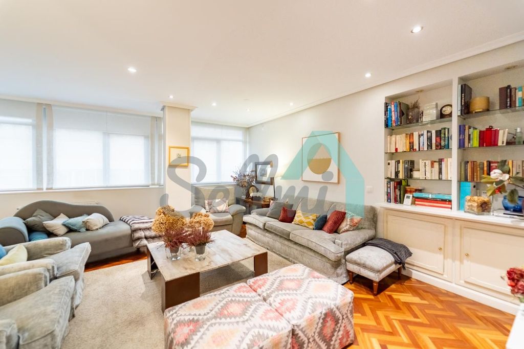 Appartement de luxe à vendre à Oviedo, 560 000 €, Photo 4