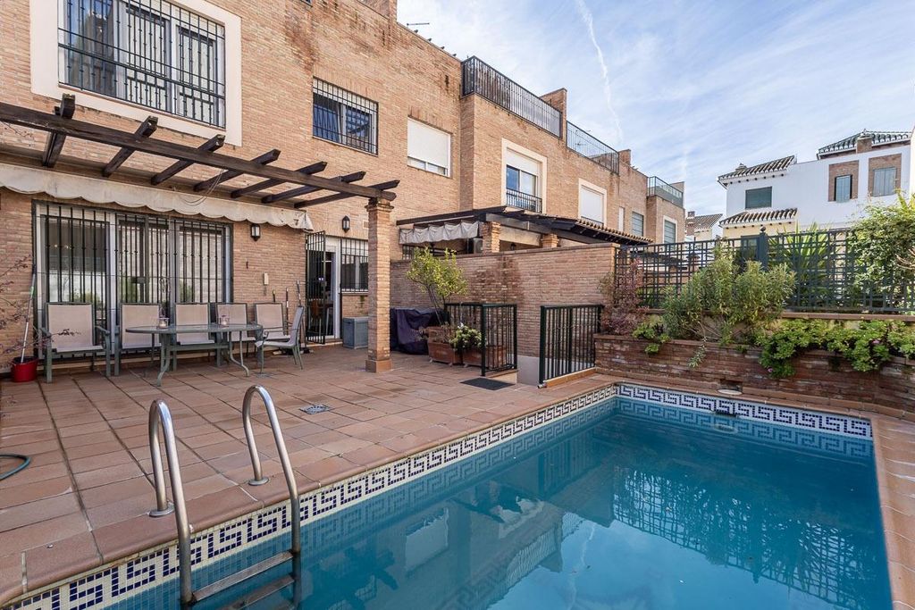Maison de luxe à vendre à Granada, 995 000 €, Photo 2