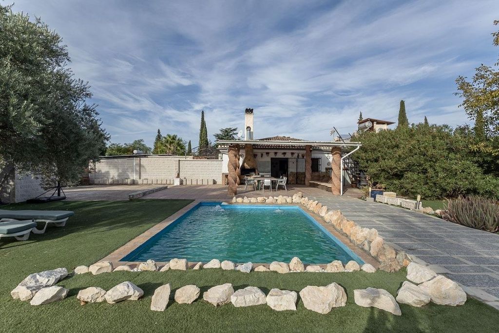 Maison de luxe à vendre à Atarfe, 598 000 €, Photo 2