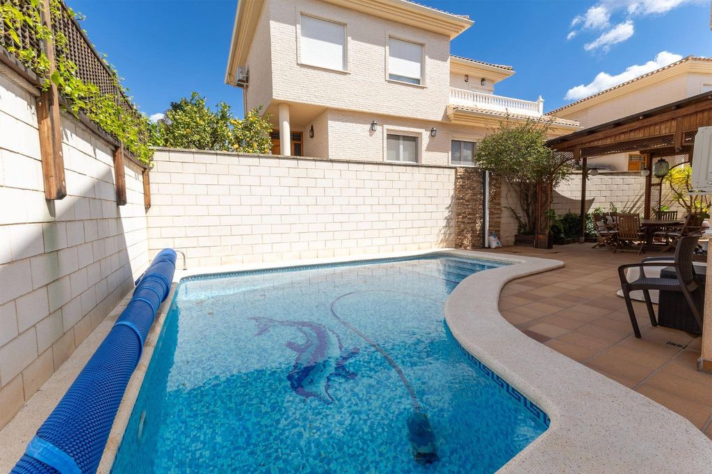 Maison de luxe à vendre à Petrel, 430 000 €, Photo 2