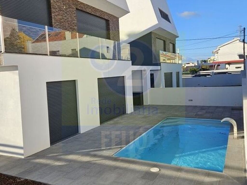 Maison de luxe à vendre à Seixal, 592 000 €, Photo 3