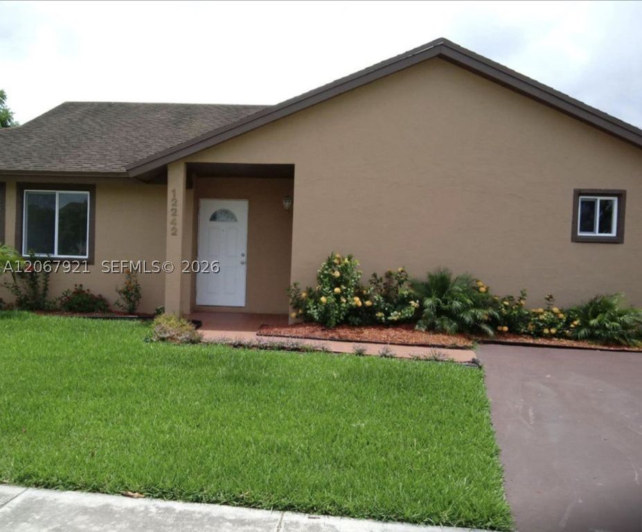 Luxury House for sale in Miami, 509 799 €, Photo 1
