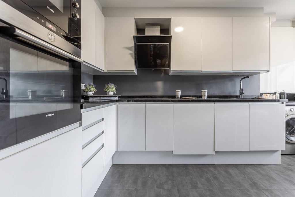 Appartement de luxe à vendre à A Coruña, 460 000 €, Photo 1