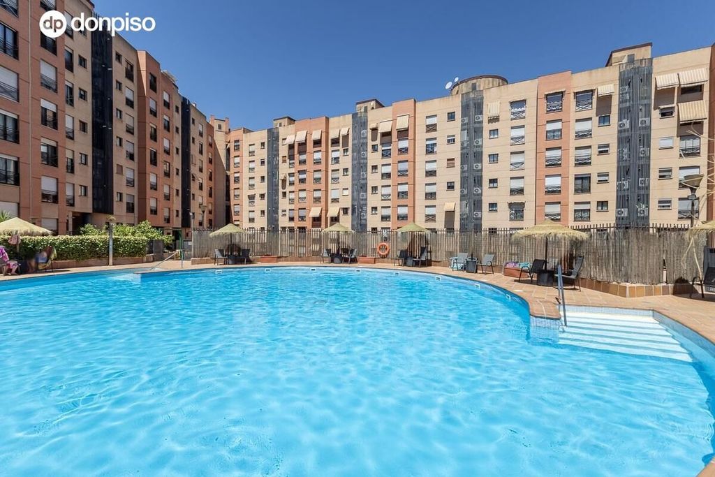 Appartement de luxe à vendre à Granada, 495 000 €, Photo 1