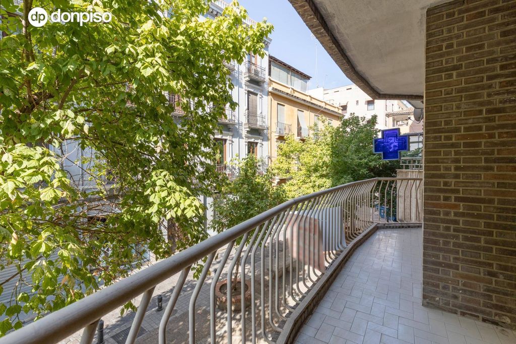 Appartement de luxe à vendre à Granada, 585 000 €, Photo 1