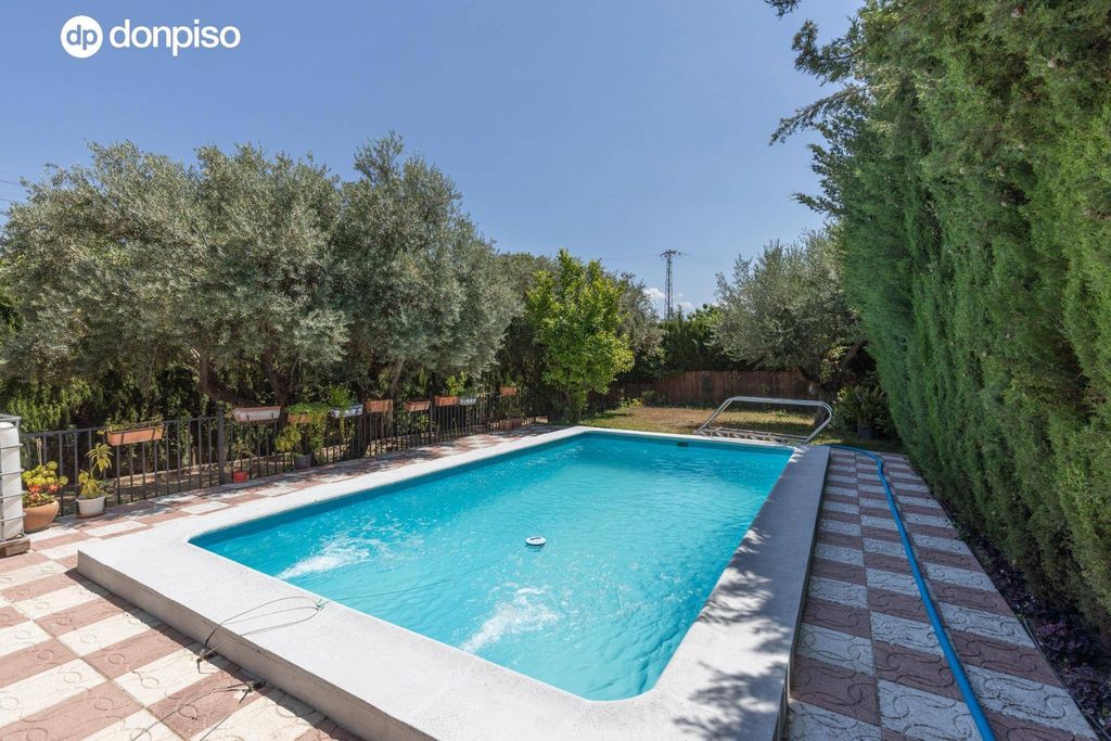 Maison de luxe à vendre à Gójar, 445 000 €, Photo 1