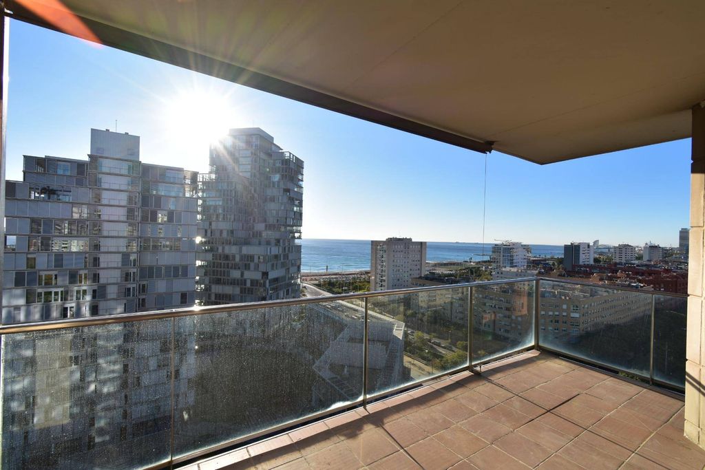 Appartement de luxe à vendre à Barcelona, 1 330 000 €, Photo 1