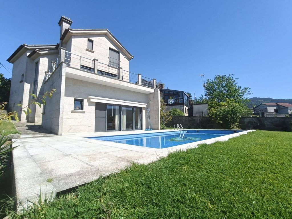 Maison de luxe à vendre à Gondomar, 695 000 €, Photo 1