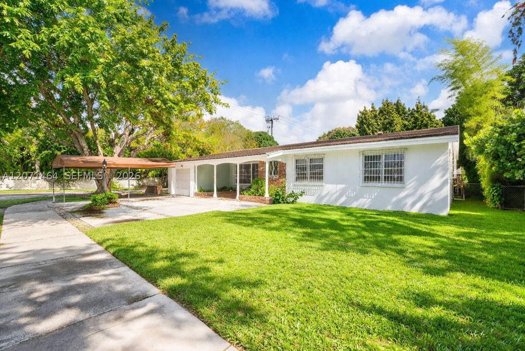Maison de luxe à vendre à Miami, 1 132 246 €, Photo 1