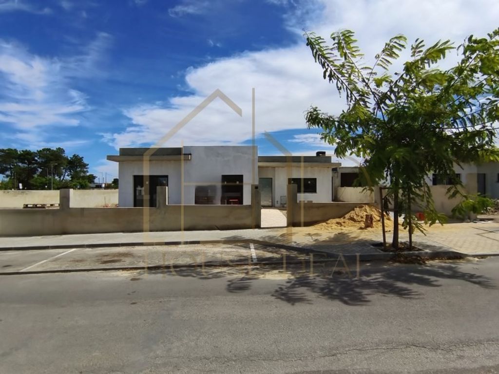 Luxury House for sale in Setúbal, 600 000 €, Photo 1