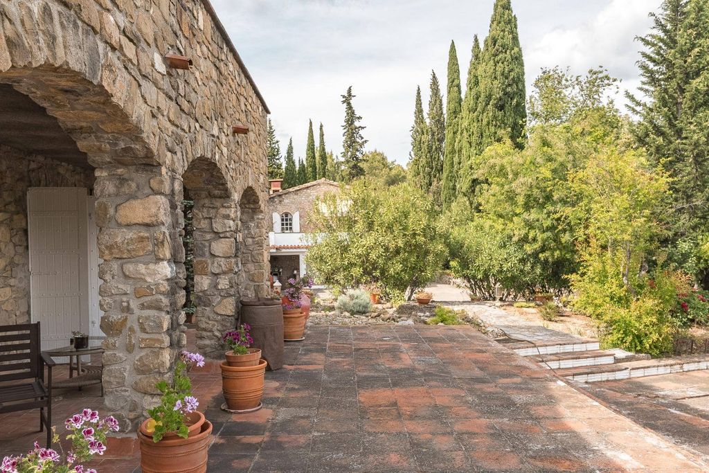 Maison de luxe à vendre à Cabanelles, 1 188 000 €, Photo 4