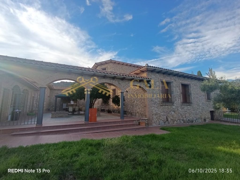 Luxury House for sale in Cáceres, 404 500 €, Photo 5