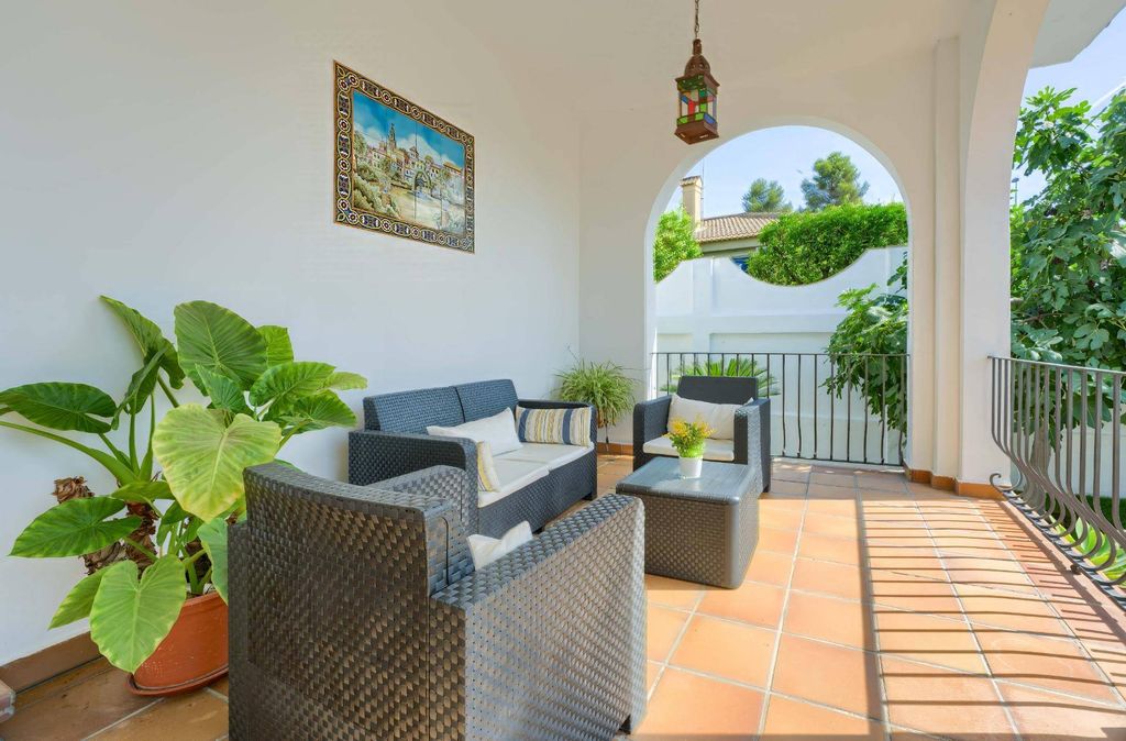 Maison de luxe à vendre à Tomares, 950 000 €, Photo 6