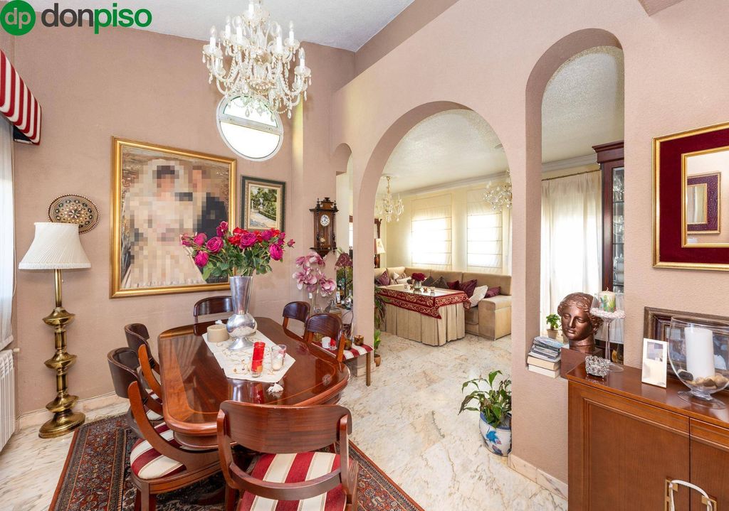 Luxury House for sale in Peligros, 430 000 €, Photo 7