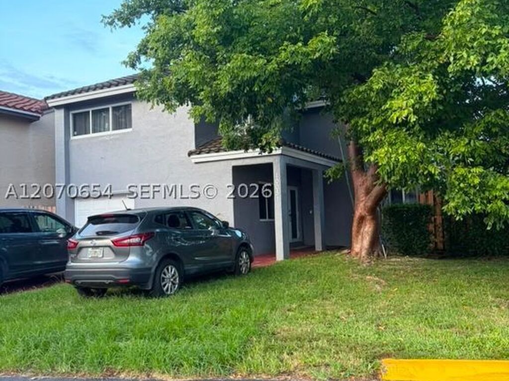 Maison de luxe à vendre à Miami, 632 674 €, Photo 1