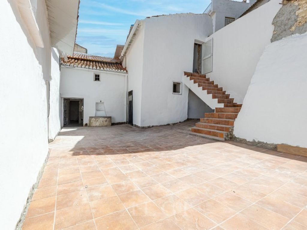Maison de luxe à vendre à Colmenar, 414 900 €, Photo 1