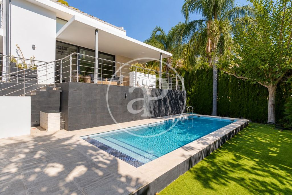Maison de luxe à vendre à Oropesa Del Mar, 880 000 €, Photo 1
