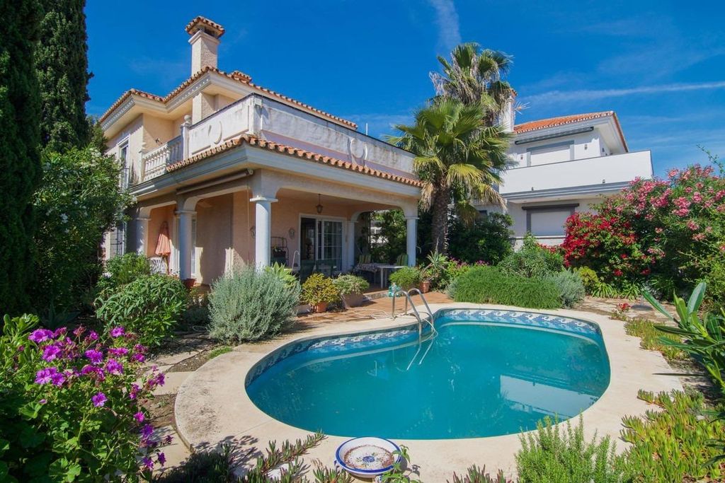 Maison de luxe à vendre à Fuengirola, 950 000 €, Photo 1