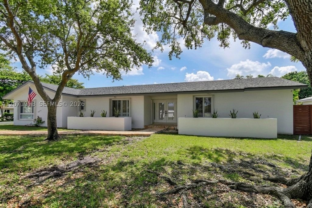 Luxury House for sale in Miami, 1 504 874 €, Photo 1