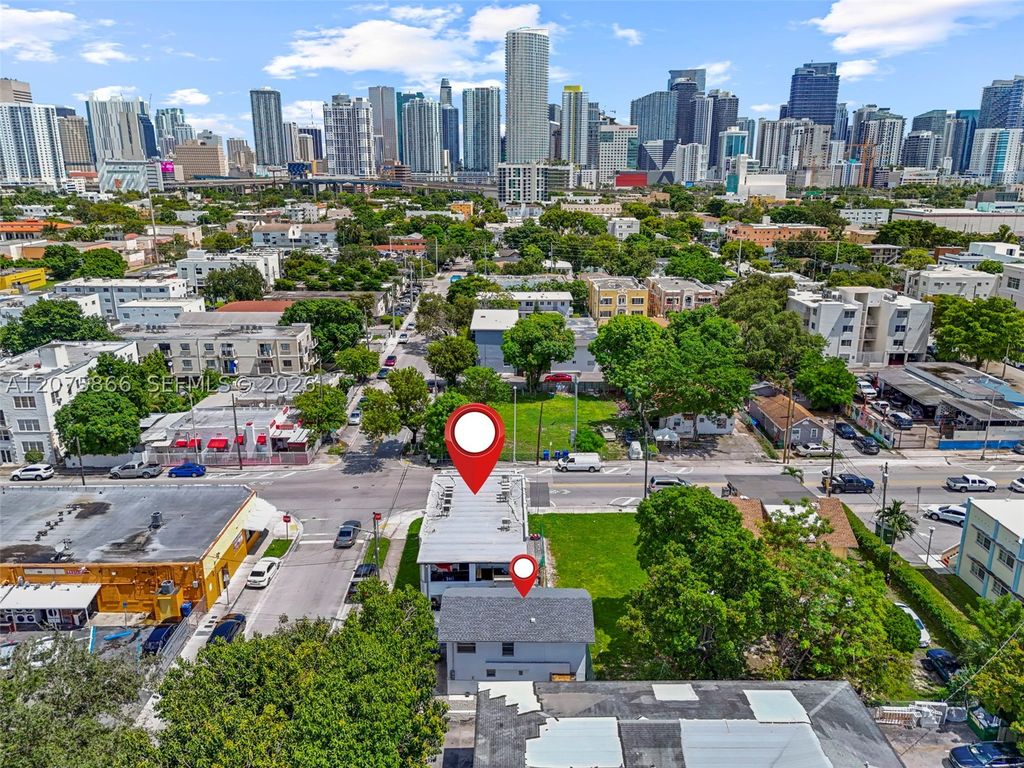 Maison de luxe à vendre à Miami, 1 419 692 €, Photo 1