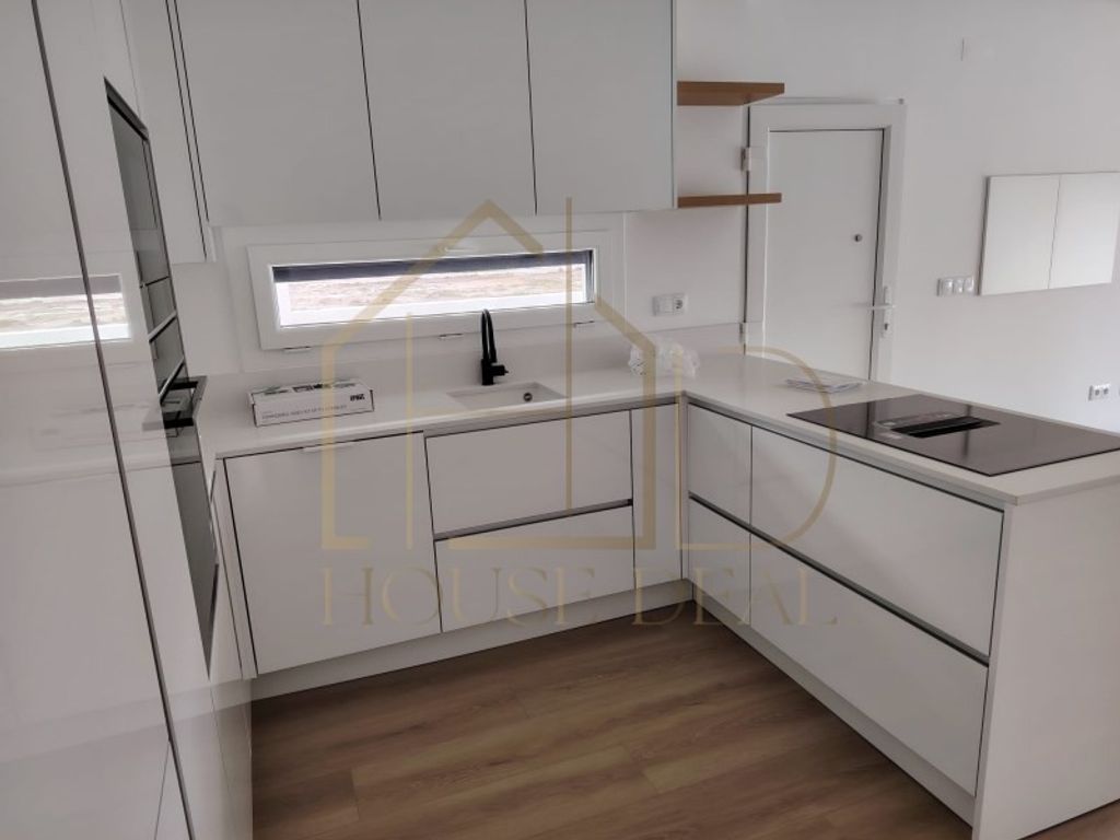 Luxury House for sale in Seixal, 570 000 €, Photo 2