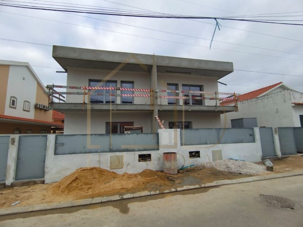 Luxury House for sale in Seixal, 425 000 €, Photo 3