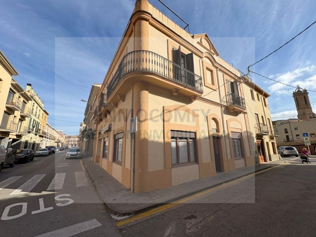Luxury House for sale in La Bisbal d'Empordà, 450 000 €, Photo 4