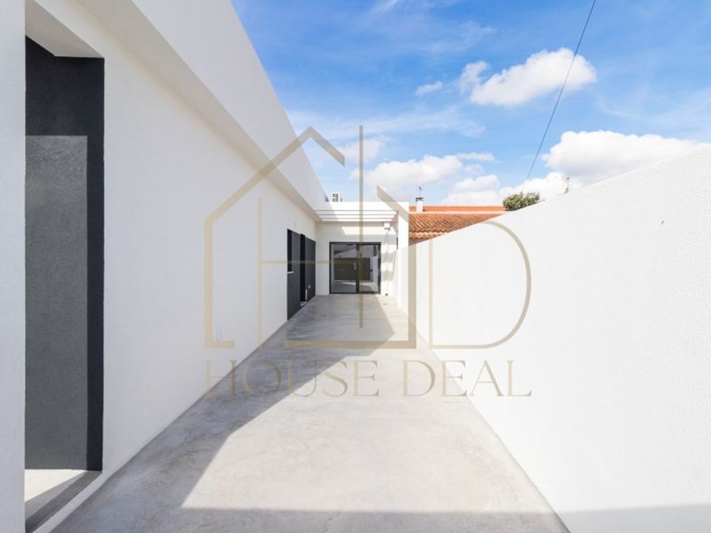 Luxury House for sale in Seixal, 560 000 €, Photo 5