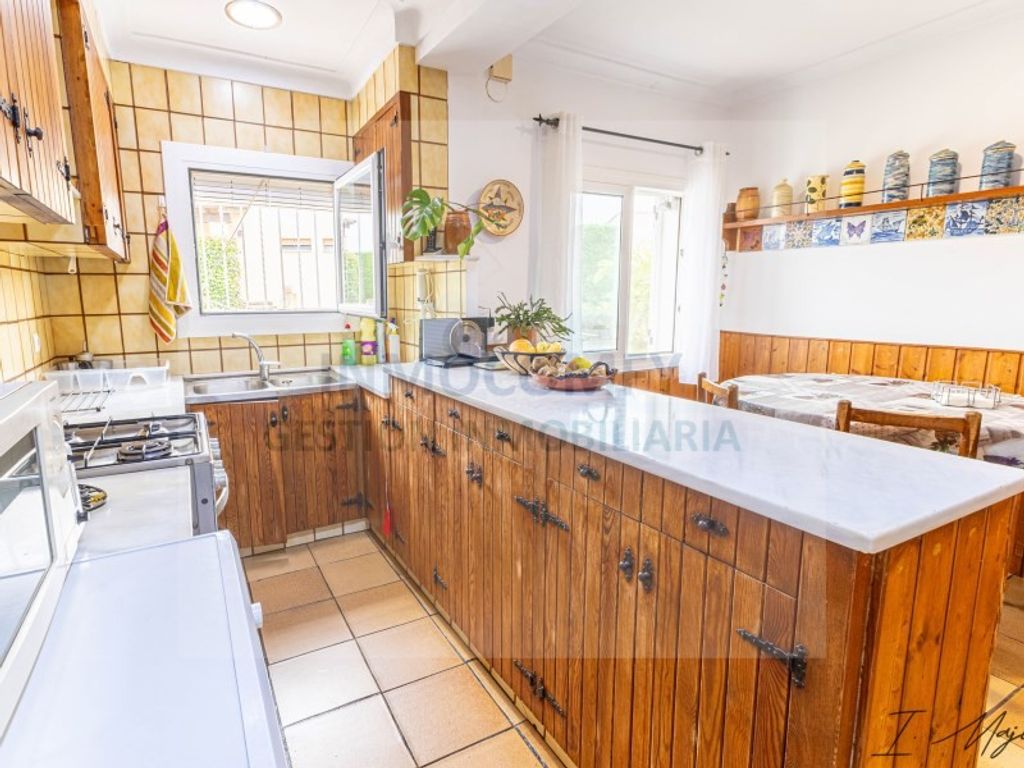 Luxury House for sale in La Bisbal d'Empordà, 419 000 €, Photo 5