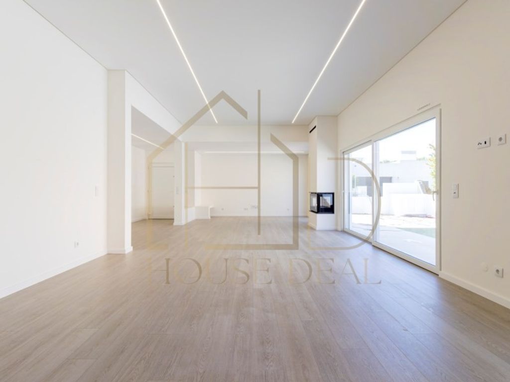 Luxury House for sale in Seixal, 570 000 €, Photo 6