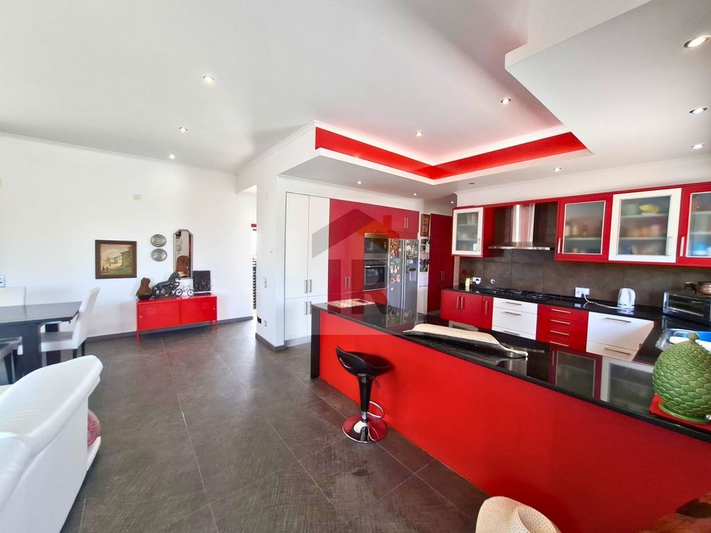 Maison de luxe à vendre à Caldas Da Rainha, 680 000 €, Photo 7