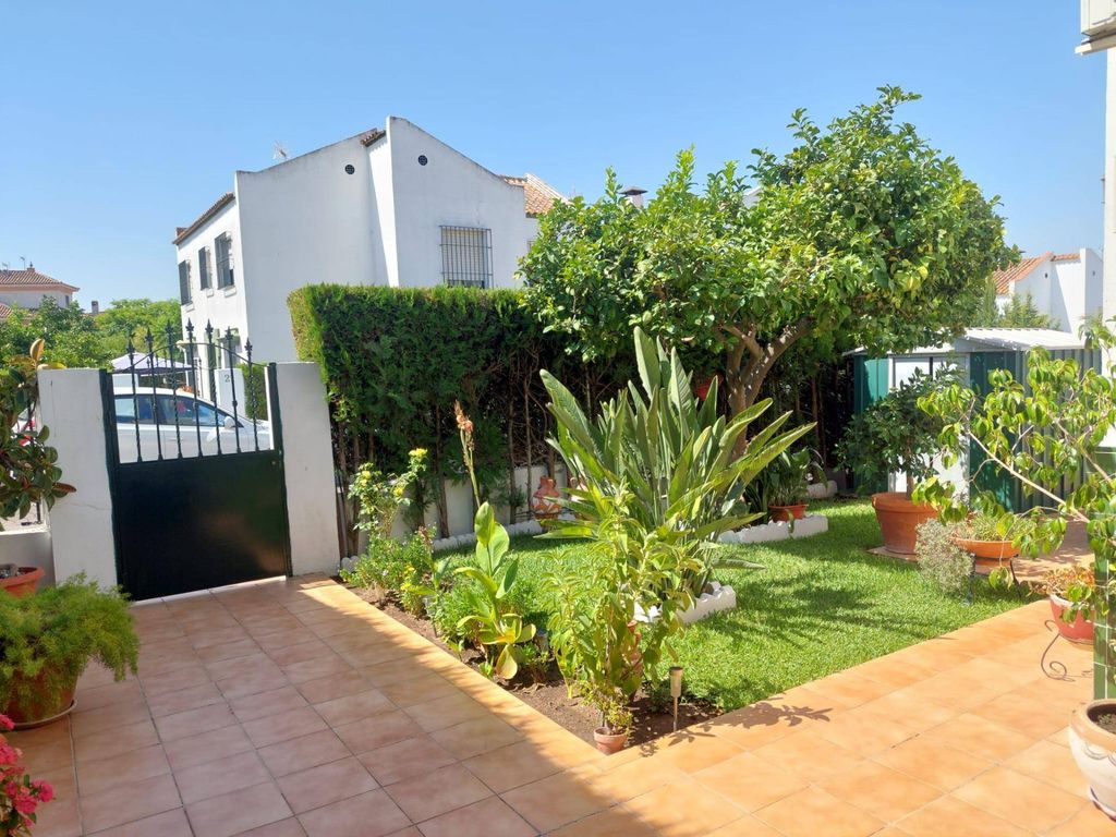 Maison de luxe à vendre à Gines, 460 000 €, Photo 1