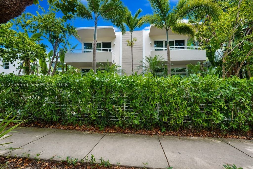 Maison de luxe à vendre à Miami Beach, 764 070 €, Photo 1